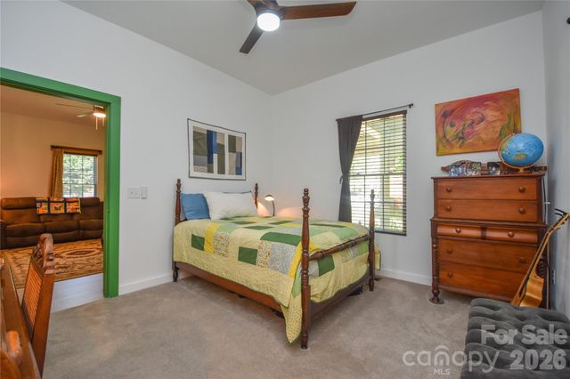345 W Lowrance Avenue, Mooresville, NC 28115