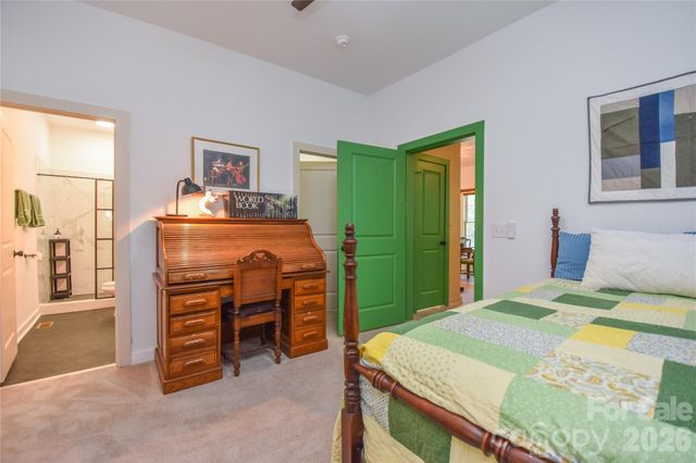 345 W Lowrance Avenue, Mooresville, NC 28115