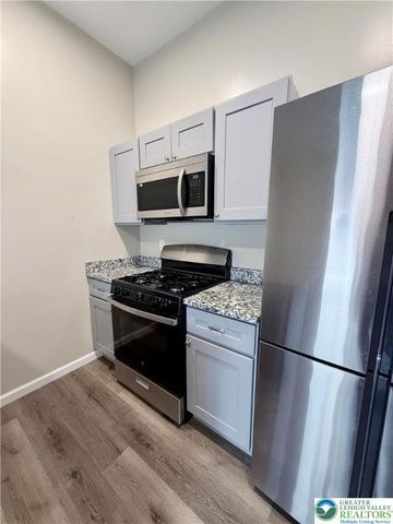 801 West Broad Street, Bethlehem City, PA 18018