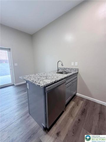 801 West Broad Street, Bethlehem City, PA 18018
