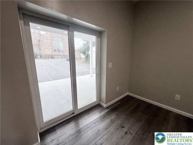 801 West Broad Street, Bethlehem City, PA 18018
