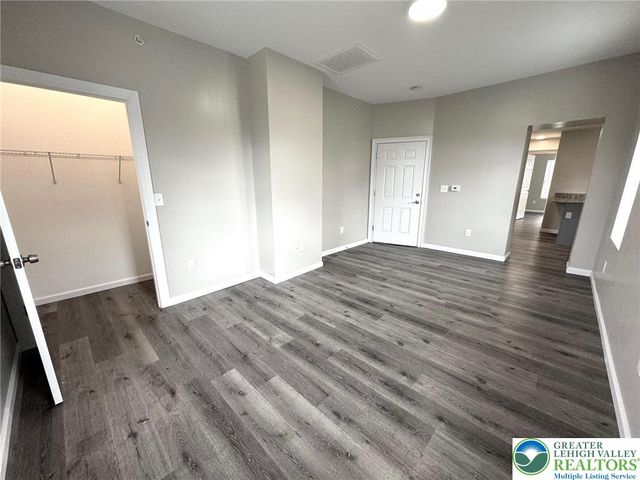 801 West Broad Street, Bethlehem City, PA 18018