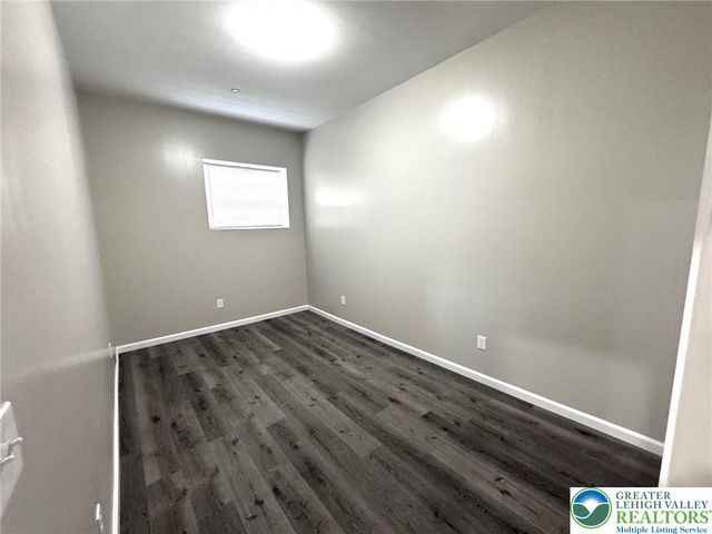 801 West Broad Street, Bethlehem City, PA 18018