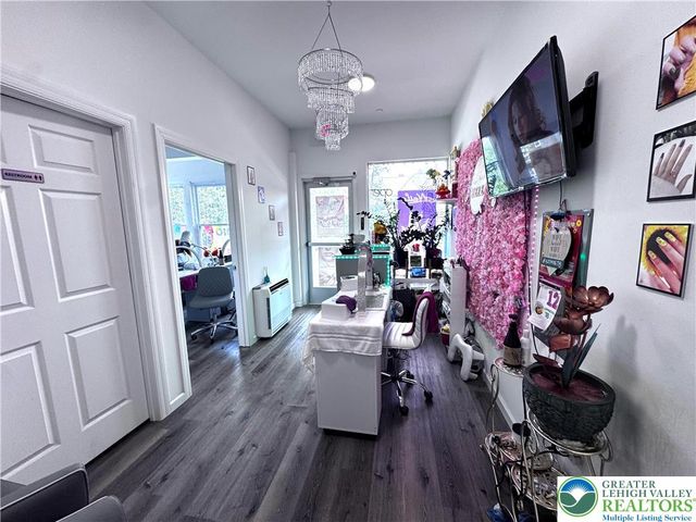 801 West Broad Street, Bethlehem City, PA 18018