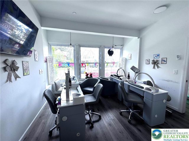 801 West Broad Street, Bethlehem City, PA 18018