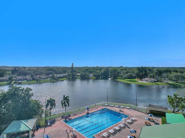 42 Birch Drive, Cooper City, FL 33026