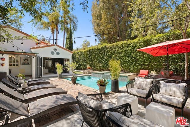 6141 Warner Drive, Los Angeles, CA 90048