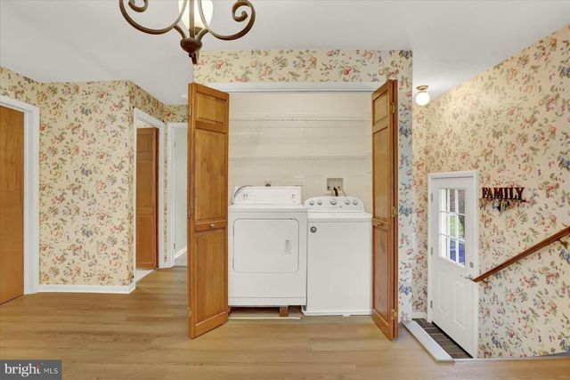 271 SPANGLERS MILL RD, New Cumberland, PA 17070