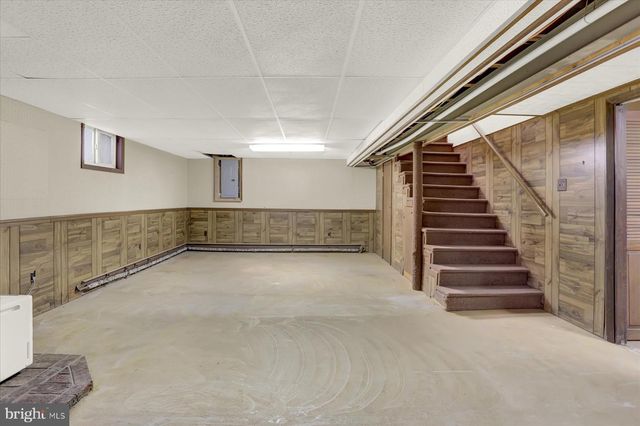 271 SPANGLERS MILL RD, New Cumberland, PA 17070