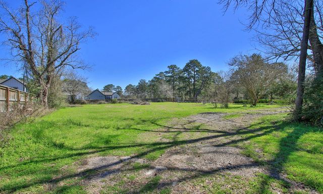 1929 Argo Road, Conroe, TX 77301