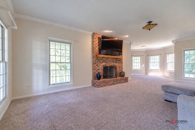 2904 Fox Knoll Court, Johnsburg, IL 60051