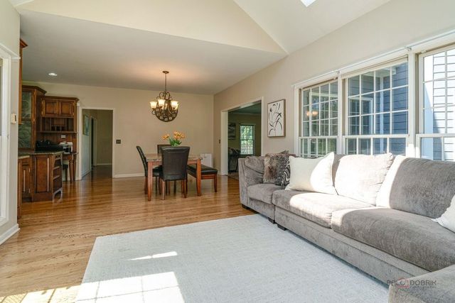 2904 Fox Knoll Court, Johnsburg, IL 60051