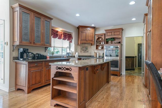 2904 Fox Knoll Court, Johnsburg, IL 60051
