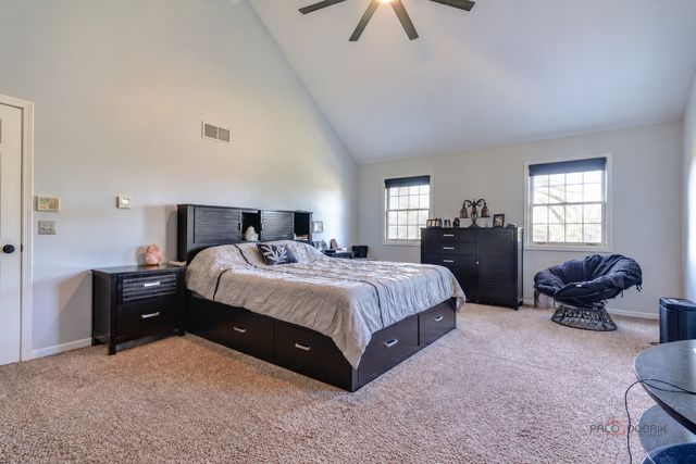 2904 Fox Knoll Court, Johnsburg, IL 60051
