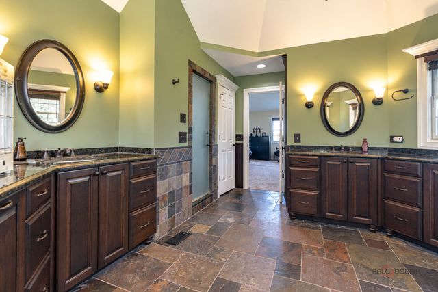 2904 Fox Knoll Court, Johnsburg, IL 60051