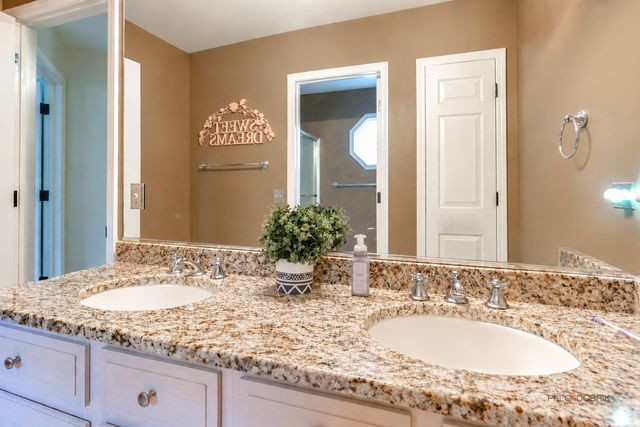 2904 Fox Knoll Court, Johnsburg, IL 60051