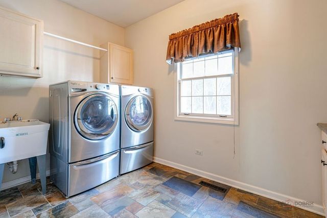 2904 Fox Knoll Court, Johnsburg, IL 60051