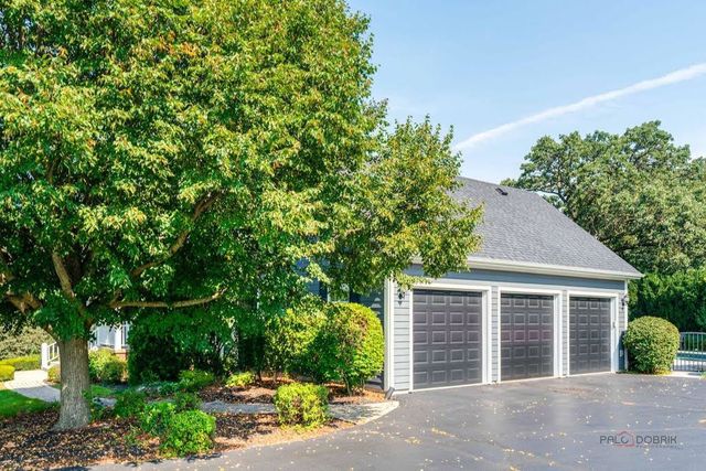 2904 Fox Knoll Court, Johnsburg, IL 60051