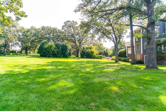2904 Fox Knoll Court, Johnsburg, IL 60051