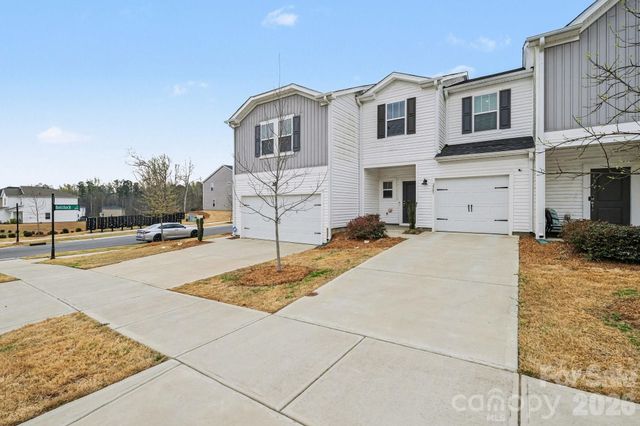 2207 Belterra Drive, Charlotte, NC 28216