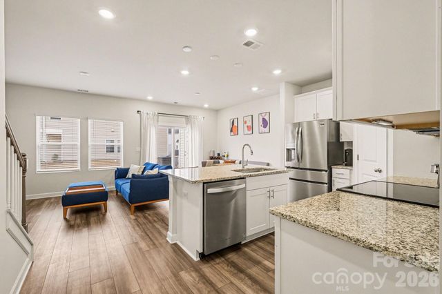 2207 Belterra Drive, Charlotte, NC 28216