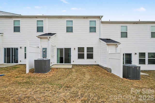 2207 Belterra Drive, Charlotte, NC 28216