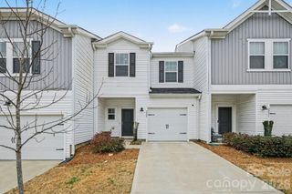 2207 Belterra Drive, Charlotte, NC 28216