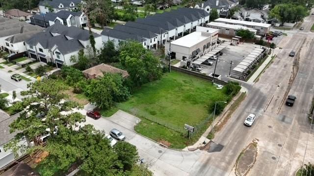 7825 Janak Drive, North Houston, TX 77055