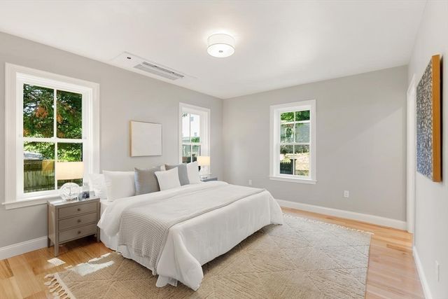 48 Mt Vernon St 1, Arlington, MA 02476