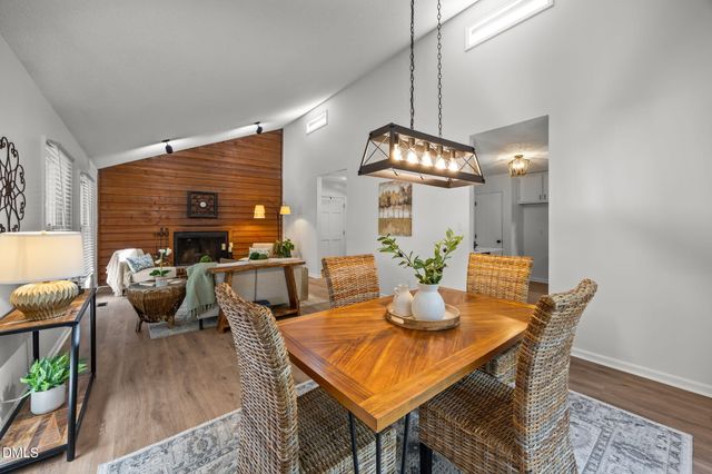 9909 Leslie Drive, Chapel Hill, NC 27516