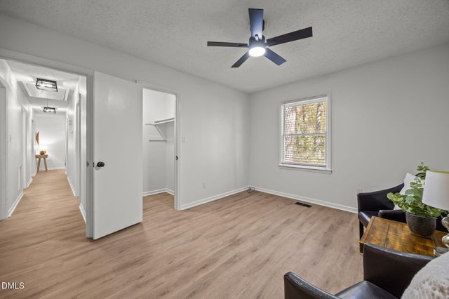 9909 Leslie Drive, Chapel Hill, NC 27516