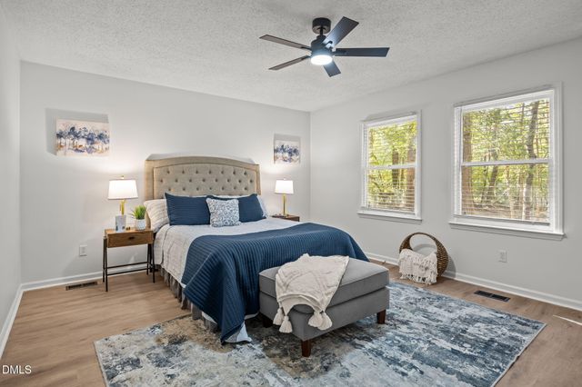 9909 Leslie Drive, Chapel Hill, NC 27516