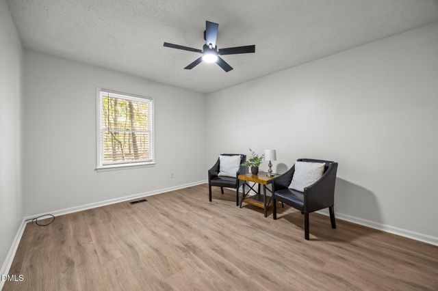 9909 Leslie Drive, Chapel Hill, NC 27516