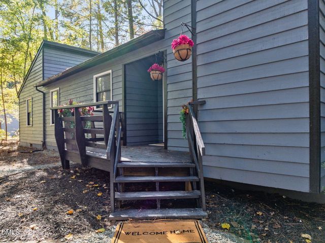 9909 Leslie Drive, Chapel Hill, NC 27516