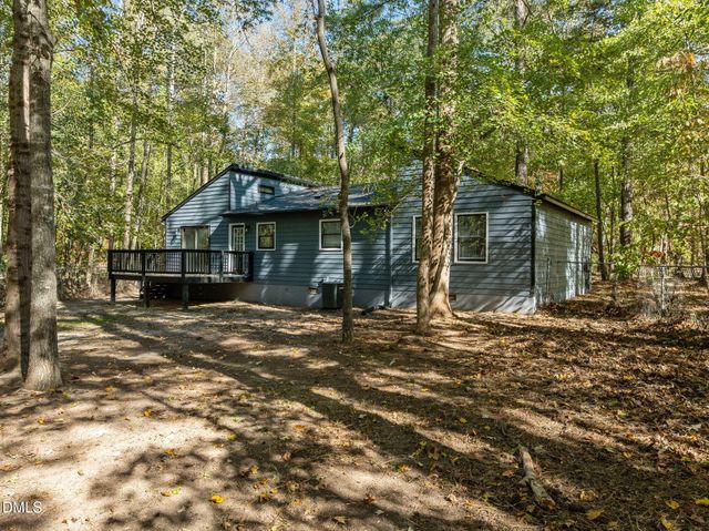 9909 Leslie Drive, Chapel Hill, NC 27516