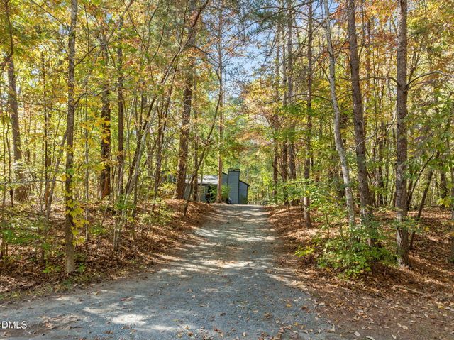 9909 Leslie Drive, Chapel Hill, NC 27516