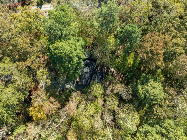 9909 Leslie Drive, Chapel Hill, NC 27516