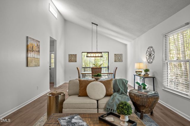 9909 Leslie Drive, Chapel Hill, NC 27516