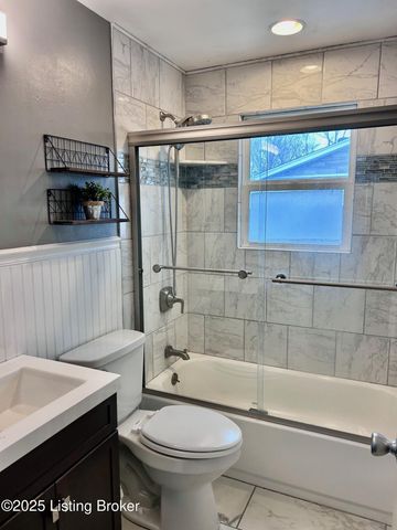 8106 Indigo Dr, Louisville, KY 40258