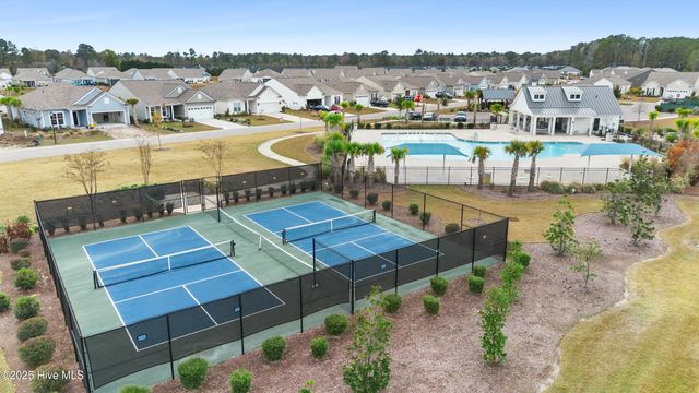 9410 Barnstormer Drive NW, Calabash, NC 28467