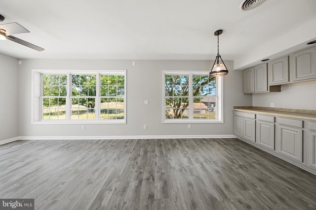 6194 OLD SHARPTOWN RD, Laurel, DE 19956