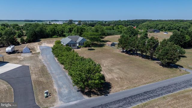 6194 OLD SHARPTOWN RD, Laurel, DE 19956