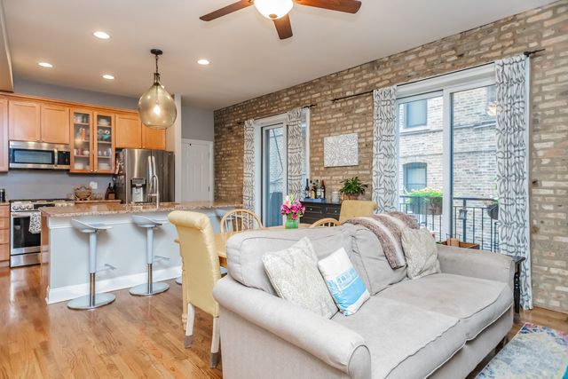 1315 N Bosworth Avenue 1F, Chicago, IL 60642