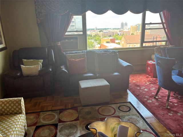 5 Fordham Hill Oval 16B, Bronx, NY 10468