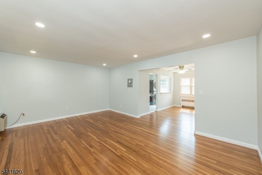 32 Wedgewood Drive 48, Verona Twp., NJ 07044 — photo 2