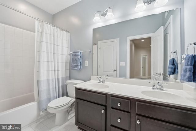 11622 PINE HOLLOW LN, Spotsylvania, VA 22551