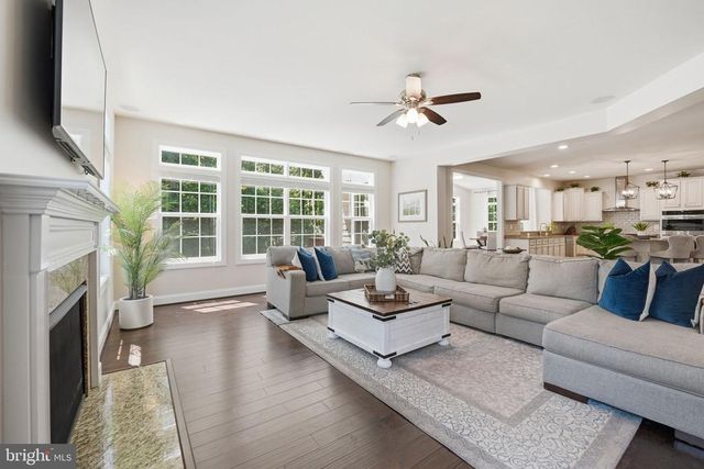 11622 PINE HOLLOW LN, Spotsylvania, VA 22551