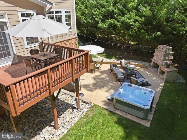 11622 PINE HOLLOW LN, Spotsylvania, VA 22551