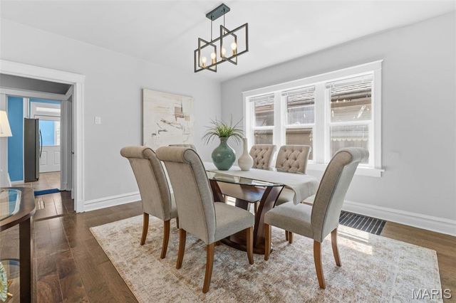 4709 Penrose Street, St Louis, MO 63115