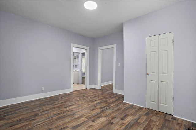1004 E Erwin St., Tyler, TX 75702
